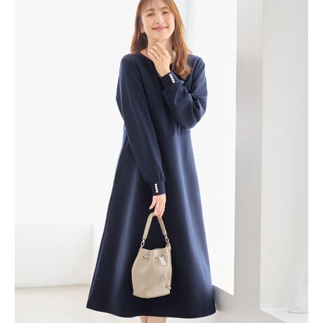 yfUCzE炵iȈۂACs[XŁAɑ̌^Jo[EnCEGXgؑւŁAX^CAbv܂BEۂƂp[{^Ŏ茳oBE֗ȗTCh|PbgtyfށzE\ʂ͂ۂۂƂ̃G{XfށBʂ͂ӂ炩ȗNтœ~łBELk蒅SnQłBC[W[PÃVCɂȂɂAȒPIF͉摜Ō̕摜QlB̃j^[ɂ摜̐FƑقȂꍇ܂BBeƖ̊֌Wɂۂ̐FƈقȂČꍇ܂B\߁AB