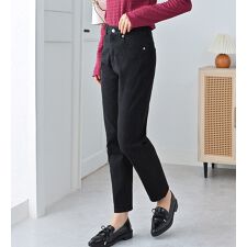 すっきりスリムデニムパンツ