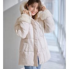 ファー付きミドル丈中綿コート