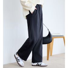 アロッタ(alotta)の【ショート丈】寒さ知らずの暖かさ！美脚見せセミワイドパンツ