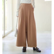 マシュマロのような肌触り！新定番パンツ