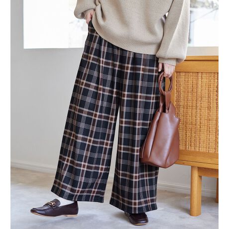 Fabric/fނ܂Ŗѕzɕ܂Ă悤ȁAӂӂ̗t@[fށB炩Lk̂Jbg\[nŁAKȒSnłBzMGlM[ɕϊgۂA~Mۉ@\t̑fނ́AG̋ɁBDetail/EnCEGXgňŜҏBX^CAbvʂQłBEEGXg͑OtbgASdlBꂢ̂ɒSnyBEEGXgɃ^bN{AɂĂƂƍLACVGbgɁBETCh|PbgtEVvȃfUCAR[fɍ킹₷̂|CgBF̓f摜ł͂Ȃ摜QlB̃j^[ɂ摜̐FƑقȂꍇ܂BBeƖ̊֌Wɂۂ̐FƈقȂČꍇ܂B\߁AB