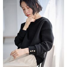 ヴィオラエヴィオラ(viola e_viola)のあったか裏起毛袖口ボタンニットソートップス