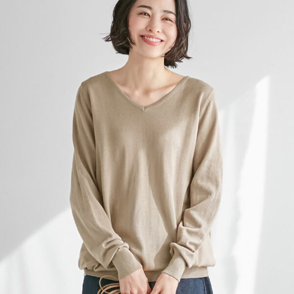綿１００％Ｖネックセーター