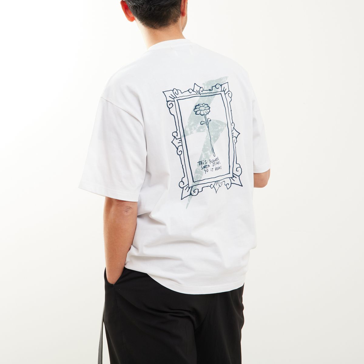 [�}���C]�s�ʒ��t�y�}�X�^�[�t���[���zMARK GONZALES AWC | �Z���^�[���S�v�����gT�V���c/�����Y�������[�Y�iMEN'S MELROSE�j 01�z���C�gA