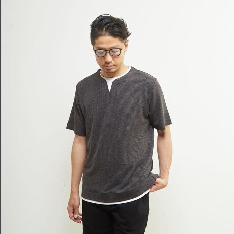 [^:A0453UTS009]"<fUC̓>tFCNC[dl̃L[lbNTVcBڂɕ₷Pipłf܂B񃌃C[X^Cłi悭p\ȕ͋CɎdオĂ܂B<fނɂ>c݂ȂƂ҂݂ƃWJ[̕\lC̃NXXgCvłB<TCYEVGbg̓>אg̃VGbgȂ̂ŃCi[gł͐炸poAPƂł͐FĈ郀[hŃX^COo܂B<TCY\L>2SA3MA4L"model:H179 B95 W84 H98 pTCY4(L)