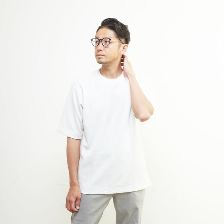 [^:A0453UTS010]"<fUC̓>x[VbNTVcłAƑ̖D𕝍Lݒ肷鎖ɂA芴oĎ͋̕CɎdグĂ܂B<fނɂ>PipłfuX^[WK[hfނłB݂oȑfނłAďłpł悤ɃQ[W𒲐ČyʂɎdグIWifނłB<TCYEVGbg̓>KxȂƂŃx[VbNȃtBbg̃VGbgB^Cg߂[Y߂A悢oXɎdグ܂B<TCY\L>2SA3MA4L"model:H179 B95 W84 H98 pTCY4(L)