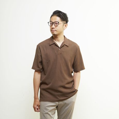 [^:A0453UPS015]"fUC̓[X҂݃bṼ|VćAʂǂ΂ދG߂Kɉ߂ACi[Ƃ̃C[hy߂KȉăACełBXLbp[fUC͎肪ƌAJIŔ̂ۂ^܂B<fނɂ>[X҂݃bVfނ́AʋCƉʊ̂Ғn̐QȑfނłBTCYEVGbg̓oX̂Ƃ₷VGbgɂȂĂ܂B悭KxȂƂŕLX^COɑΉł܂B<TCY\L>2SA3MA4L"model:H179 B95 W84 H98 pTCY4(L)