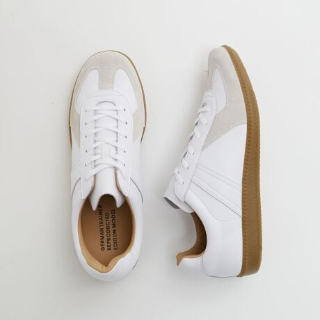 [^:A0454PSH009]"<strong><font color=""navy"">y42500 GERMANTRAINER/W[}g[i[z</font></strong>wX^COI΂ȂԃXj[J[oxăhCcR̃g[jOV[YƂĎxĂXj[J[v_NVB1970`90NɃhCcR̃g[jOpƂĎgĂÃXj[J[[J[ɂfBe[݂A݂ł̓t@bV̍ԃXj[J[ƂāAL̕xĂ܂B݂̂\[~^[ACeȂł͂̋@\ƗSn鏤iBܐ̕یŕtꂽXEF[hfUCƂĊmAlXȃ]uhfUC\[Xɂقǂ̃ACełBi`ȃV{ANVU[(v̏ォPUH)̃Abp[ƁANbVƑϋv̂K\[̃Rrl[VACjOɂ̓sbOXLgpA_炩ȗSnƍNbV˔ĂAقǂɑɂȂłɂȂĂ܂Bg₷[JbgŃVvȐFĝߗlXȃX^COƑǂAL{gXɃoX悭킹̂́BJWAX^C͂AWPbgȂǂ̃LC߃X^CƂDłB<TCY\L>@40S(2)25.5-26cmA41M(3)26-26.5cmA42L(4)26.5-27cmíwA0452PSH303x ƌ^ԈႢ̓ꏤiƂȂ܂B̏iMELROSE OUTLETeXAECTCgł̎舵iłBX܂ւ⍇̍ۂ́ASMELROSE OUTLETeX܂ł肢܂B̑MELROSEeX܂ւ̂񂹑Ή͒v˂܂̂ŁA炩߂B"