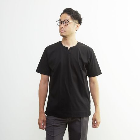 [^:A0453UTS104]"<fUC̓>i̗ǂƃX^CbVL[lbNfUCłBPipł܂ɂȂ背C[hłN[lbNulbNƈANZgo܂B<fނɂ>KxɌ݂̂X[XfނɃVPbgHāAщH𗎂ƂƃTƂtfނłBڂɂ㎿̂镵͋CɎdオĂ܂B<TCYEVGbg̓>אg̃VGbgȂ̂ŃCi[gł͐炸poAPƂł͐FĈ郀[hŃX^COo܂B<TCY\L>2SA3MA4L"model:H179 B95 W84 H98 pTCY4(L)