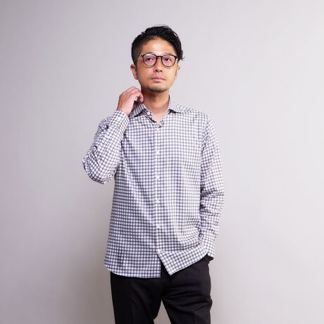 [^:A0453FB 299]<fUC̓>HITOYOSHIƂWl[̃hXdlԃChJ[BWL̃VtȂǁA肪l܂VcɂȂ܂Bܗɋܒ݂e[vtAtbLOł悤ɂȂĂ܂B<fނɂ>X[p[t@CRbg50/1ŐDꂽNVJȕ͋CY`FbNfށBHɂA\tgŏ_炩ȕA􂫋xAbvA`Ԉ萫AiȌAF̖h~ȂǁA@\㎿fނłBɂAJWAȂɐꂽۂ^܂BTCYEVGbg̓ǂאg̃TCÝAWPpX^CɃsb^̏iɂȂĂ܂BJWAȕigAꂢ߂ȃX^CArWlXV[ł̃Ci[g܂ŁALR[fBl[gɑΉł܂B<TCY\L>2SA3MA4LA5XL