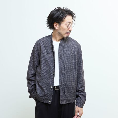 [^:A0453FJM310]<fUC̓>ꖇĂƔɕ֗ȃohJ[^CṽgbJ[WPbgłBVcoŉHDƂĒAȂĂXɃAE^[d˂ăC[X^Cyގ\łBRpNgŎ^т₷̂ŁAĝ鎞ɑ̉𒲐D̂łB<fނɂ>pƌɂ͕܂񂪁AyʂŒʋC̍VA[̂}CNR[fނłBIWiŕ\nCNɒgbhvg܂B<TCYEVGbg̓>KxɂƂ肪ȂZ߂̏oXɐݒ肵Ă̂ŁAyȈۂŒp\ɂȂĂ܂B{gX̓XłChł킹₷oXɎdグĂ܂B<TCY\L>2SA3MA4LA5=XLmodelFH173 B87 W76 H85 pTCYF4(L)