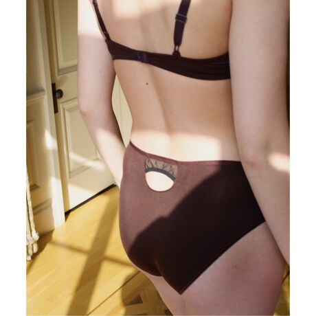 [^:25123468654010]Saki Kojima ~ EMILY WEEKSpecial CollaborationunevenfBNN^[wACNȂǗlXȕŊ􂳂Ă鏬ъ󂳂Color matchinge[}ɏ߂ẴR{[V܂BCi[Ƃɍ킹`jbN⃌MXBъ󂳂Ȃł͂̐▭ȃJ[}b`Oy߂ACeɎdオ܂BȂ߂炩ȃ[Xgb`fނgpV[cBqbv݂ނ悤ɁAi`ɃtBbg܂Be[v𐶒n̏ɏ悹邱ƂŒił邾yAɒڂȂHv{Ă܂Br͑΂̗ǂnCO^CvȂ̂ŁA{gɋAꂢɐƂł܂B|CǵAEGXgɊJz[ƃhbg`[BuSn͐Sn悭ȂAꂽfUCł邱Ɓvɂ܂BypTCY`[gz36FSip͈̓qbv82`90cmj38FMip͈̓qbv87`95cmj40FLip͈̓qbv92`100cmjV[YEuii:25125468654010jFȂnFȂpbhF ȂLkF򊴁FȂňFӂTCYFi`ȃtBbgłBfފ:@ƂĂ_炩̂ő̂̃CɂƓ݂܂Bp:@݂ނ悤ȋCǂSnBZ^[̃hbg`[̓ɋCオ܂B舵ɂẮAiɂĂi\łmFB̏íAEMILY WEEKł̎舵ɂȂ܂BړX܂ւ₢킹̍ۂEMILY WEEKX܂ւ肢v܂BƖ̊֌WɂAۂFČꍇ܂Bi̐F́AiAbv摜QƂB܂p\REX}[gtHȂǂ̊ɂA኱iƉ摜̃J[قȂꍇ܂B\߂̏ゲB