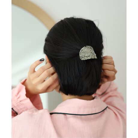 [^:25090469000530]y2025AWzEMILY WEEK[J[iԁFHB124ЃJ[F[J[J[ubNA(002)Fblack~whitezCg(010)Fshell whiteuE(020)Fblown̑J[ A(900)Fmultiz΂Ȃǂ̔RCXs[V𓾂AVbNȃ}[u͗lɒmYwANbvB_aŋȐIȃVGbgAgɂl̕iiƈ炵o܂B񂾔Ȃ₩ɕݍނ悤ȃtHApDiɉoBCȂX^C̊iグɂ҂łBfނ̓A͗l͌̍܂B_̖͂ƂĂy݂܂BIWiВɂꂵĂ͂܂ByIRIS47/CXtH[ZuzfUCi[SATOKO IRIE2016SSX^[gBuhIRISƂ́AlނƐ_X̊Ԃq`BWƂĕ`ĂƊC̏_̂ƁBfUCi[̖ŐɂȂ炦AoWG[ׂ͂l̎ɓn܂悤ɂƂz߂ĂBgɂ邱ƂŁAR̂̎悤ȃWG[ĂĂB舵ɂẮAiɂĂi\łmFB̏íAEMILY WEEKł̎舵ɂȂ܂BړX܂ւ₢킹̍ۂEMILY WEEKX܂ւ肢v܂BƖ̊֌WɂAۂFČꍇ܂Bi̐F́AiAbv摜QƂB܂p\REX}[gtHȂǂ̊ɂA኱iƉ摜̃J[قȂꍇ܂B\߂̏ゲB