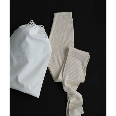 [^:25070468679130]------------------------y2025AWzEMILY WEEKSILK KNIT WEAR SERIES------------------------VN̐ߏグƓVRR̉HAi̎dグɎHōsAEMILYWEEKIWi̓{VNjbgEFABIWiВtŁAMtgɂ҂̃ZbgłBʌ̂߁AВ܂ȂȂ莟MtgZbg̔̔IĂ܂BВ܂Ȃ̏i͕iԁF25070468679030ŔłByfނ̓zG肪ǂłȂAアq̕łSBۉ͂AێAzɂDĂAȂǂɂsȂAȓ~̂DPAĂ܂BVN͒ɗDAHt܂ŕLV[Yłp܂BÓdCɂA~̊mƂ̒킹XgX܂ByfUCz_炩ȃtBbgƁA瑫т܂ŕł₳肪Bqbv琞܂ŕ҂݂Hv邱ƂŁA悢Xgb`ƂꂢȃVGbg܂ByZbgezEVNuMXEIWiВ()V[YEVNuVlbNvI[o[ii25070468678130jEVNuA[bOEH[}[ii25090468678130jEVNupcii25123468678130jEVNulbNEH[}[ ii25090468679130jFȂnFȂLkF򊴁FȂňFʁ舵ɂẮAiɂĂi\łmFB̏íAEMILY WEEKł̎舵ɂȂ܂BړX܂ւ₢킹̍ۂEMILY WEEKX܂ւ肢v܂BƖ̊֌WɂAۂFČꍇ܂Bi̐F́AiAbv摜QƂB܂p\REX}[gtHȂǂ̊ɂA኱iƉ摜̃J[قȂꍇ܂B\߂̏ゲB