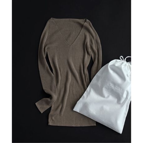 [^:25070468678130]------------------------y2025AWzEMILY WEEKSILK KNIT WEAR SERIES------------------------VN̐ߏグƓVRR̉HAi̎dグɎHōsAEMILYWEEKIWi̓{VNjbgEFABIWiВtŁAMtgɂ҂̃ZbgłBʌ̂߁AВ܂ȂȂ莟MtgZbg̔̔IĂ܂BВ܂Ȃ̏i͕iԁF25070468678030ŔłByfނ̓zG肪ǂłȂAアq̕łSBۉ͂AێAzɂDĂAȂǂɂsȂAȓ~̂DPAĂ܂BVN͒ɗDACi[ƂĂ͂AjbggbvXƂĂHt܂ŕLV[Yłp܂BÓdCɂA~̊mƂ̒킹XgX܂ByfUCzقǂ悢JVJbgȂ̂ŃfReA炵ۂ^Ă܂BVNȂł͂̊炩Aû炩ȃtBbgBJWAɂ킹fUC|CgłBVNL̏_炩ɉADڂ؂Ȃ̂ŁAKȒSnƐĝɓނ肵VGbgĂ܂ByZbgezEVNuVlbNvI[o[EIWiВ()V[YEVNuA[bOEH[}[ii25090468678130jEVNupcii25123468678130jEVNulbNEH[}[ ii25090468679130jEVNuMXii25070468679130jFȂnFȂLkF򊴁FȂňFʁ舵ɂẮAiɂĂi\łmFB̏íAEMILY WEEKł̎舵ɂȂ܂BړX܂ւ₢킹̍ۂEMILY WEEKX܂ւ肢v܂BƖ̊֌WɂAۂFČꍇ܂Bi̐F́AiAbv摜QƂB܂p\REX}[gtHȂǂ̊ɂA኱iƉ摜̃J[قȂꍇ܂B\߂̏ゲB