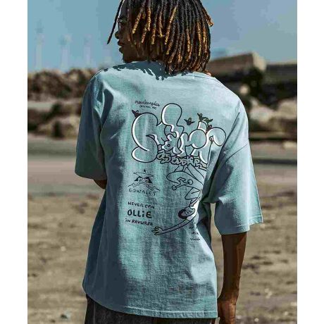 [^:MGT-25022W]fUC|bvȃCXgۓIȈꖇB_ȃobNvgR[f̃ANZgɁBt@ubN悢݂ŃV[YXɒp\ȃRbgnBzEʋCɗDꂽS̒SnƑϋv̍fC[ɂꂵ|CgBR[fBl[g݊̂obNvgVvȃX^CO߁BChȃVGbgƃMbvאg̃{g͂AChpcƍ킹{ȃbNXR[f܂B----------------------------------------------------------------------------Mark Gonzales}[N SUXWFhXP[^[ }[NESUX(MARK GONZALES)g̖O|uhuMark GonzalesvBlXȊG̋}[J[yAtHgR[WAƓ̊ԈXy̕ȂǓƎ̎@ɂnグq̐SĂނȂł͂̃bZ[WɈꂽFʖLȃj[NȃfUC͓IB10Nȏ_𑱂adidas̃R{Xj[J[NEW ERAAߔNSUPREMEeXMark Gonzales̍iKWȂǊ͔ɑʂŁAEɑ̃t@邱ƂłmĂBATTENTIONiʐ^͂ł茻iČ悤ɐSĂ܂Ap̃j^[ɂ荷ق܂BTCYdȂǂɑ̌̍ꍇ܂Bi̎dlуfUC͉P̂߁A\ȂύXꍇ܂B