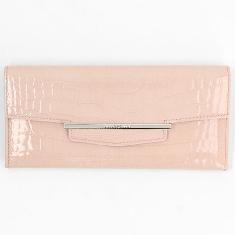 [^:10879]NŘ^ɃGi{fUCBƂAtH|Cg̒zBJ[h|Pbg12D̂NŘ^J[ƃu[`ŏ炵dグiłBGiH{NR^̋vgpĂ܂B傫߂̋ڂI[ZeBbNȈۂ̏iłBXbLƎĂ锖^̑BJ[h|Pbg12 / D1 /K1 /|Pbg4/ O|Pbg1