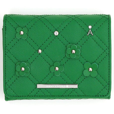 [^:10918]\tgȎRrvɃLeBOH{āAӂƂGɎdグV[YB x[VbNȃ_C̃LeBOłAɃt[u[`Ȃǂ~bNX Ĕzu邱ƂŁAANTEPRIMA炵؂₩oĂ܂B[[܂̎DB̃J[h߂̕ɂ߂̃ACełBJ[h|Pbg16/D2/K1/|Pbg6/O|Pbg1Aev}̃RNVe[} uRe/Generationsv uߋƖ镗iv𗷂悤ȐEς璅zB mX^WbNȉƁAIȐJ[pbg̓RNVےglIEmX^WAhfoĂ܂B A[eBXg򎁂̍i璅z𓾂AL@IȃtHjAXFgA ɊYȂ݊v܂B @\̔oXށAAev}Ȃł͂̐VNtc}Vbvy݂B