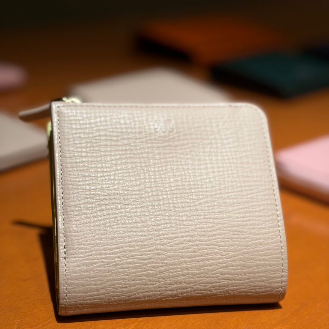 ANTEPRIMA フォラータ2 ラウンド長財布 アンテプリマ | アンテプリマ