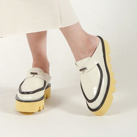 [^:FAB278]TbƗ~[^Cvł肪l܂ACePOINTEJEU[n̂viǂAΗقǑɓł܂ENbVC\[ӂӂAӂӂȃC\[gpSnocOԗĂĂmXgXEvbgtH[35̔g^vbgtH[\[ւ̏ՌzɂȂĂ܂BEA[hgDA[hgDőƖĂ܂yALL BLACKz1996Np܂̃V[YuhBSn͂AoGeBɕx񂾑fގg|CgBt@bViuŃj[NȃfUCAJ[oG[V͂łB