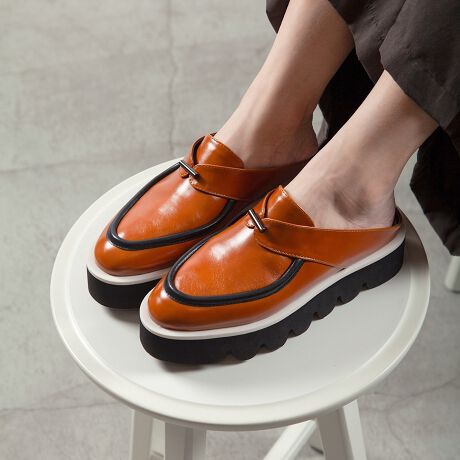 [^:FAB278]TbƗ~[^Cvł肪l܂ACePOINTEJEU[n̂viǂAΗقǑɓł܂ENbVC\[ӂӂAӂӂȃC\[gpSnocOԗĂĂmXgXEvbgtH[35̔g^vbgtH[\[ւ̏ՌzɂȂĂ܂BEA[hgDA[hgDőƖĂ܂yALL BLACKz1996Np܂̃V[YuhBSn͂AoGeBɕx񂾑fގg|CgBt@bViuŃj[NȃfUCAJ[oG[V͂łB