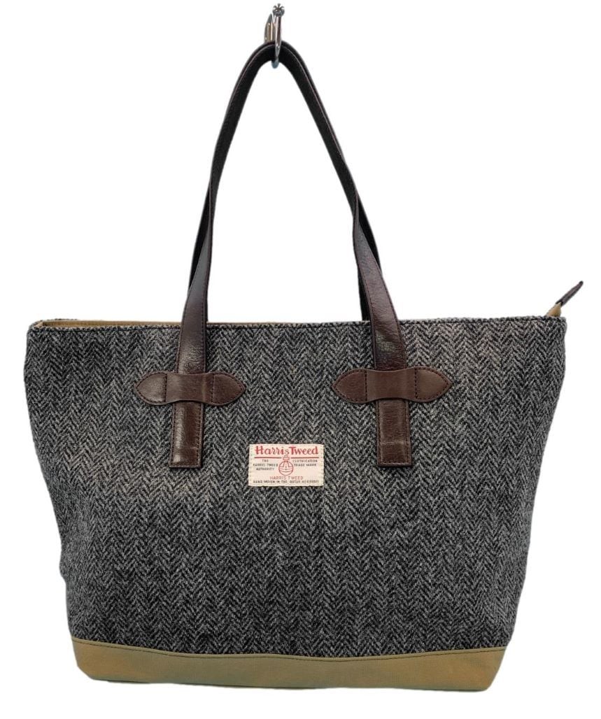 Harris Tweed ハリスツイードｘパラフィン帆布の横型トート、牛革付属、天ファスナー付 | ウィングス(Wing-s) | マルイウェブチャネル