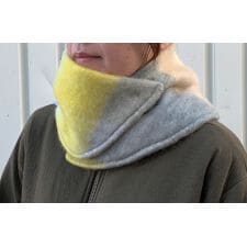 ウィングス(Wing-s)の織モヘア風ネックウォーマー チェック