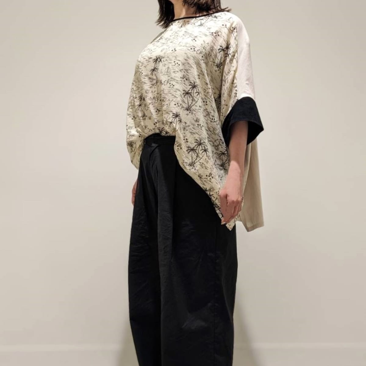 ヤシの木プリントドルマンビックTシャツ ヤシの木プリントドルマンビックTシャツ | エトレリー(etre