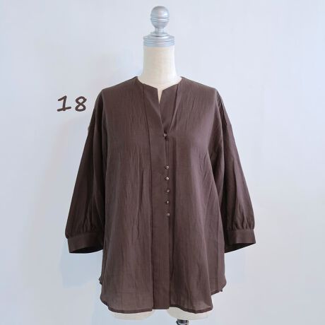 HɂƂ݊Ǝd̂Aقǂɕ͂̑fނłBRȃVƁA􂤂قǂɔɂȂޏ_炩ȐnBuEXƂĂHDƂĂpłASnQŁAOV[Yg܂By₩ŒʋCɗDĂ̂ŁAꂩ̋G߂Ƀsb^łBi摜͌̓Ȃǂɂۂ̐FƈقȂČꍇ܂B