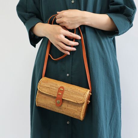 [^:153016]A^ƂǍstĕ҂ݍ񂾁AChlVA̓`IȍH|iłA^obNBƓ̕ƁAv͂ŁAgނقǂɐF[݂𑝂ANĂ܂BJWAɂ͂As[XX^CɂRƂȂ݂܂BfpF156601@ȃ{Cxgs[Xi摜͌̓Ȃǂɂۂ̐FƈقȂČꍇ܂B̏i͈ƂŐ삵Ă܂̂ŁẢߒŔׂȃLYAF̈ႢAobO̒̕zn__ꂼJ[̈Ⴂ܂B̐n̂F͂Iт܂̂ł܂BdȂł͂̕Ɖ݂y݂܂B