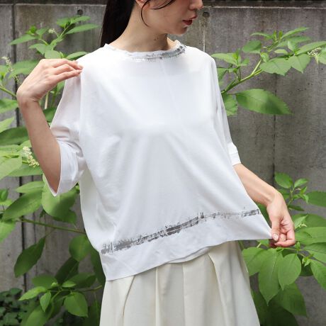 [^:157807]щHȂ򊴂̂ATbƑu₩ȃ^b`̑fނłBTVcɖڂ䂭vgƁA̕ʒng|Cg̈ꖇłB悢TVcȂ̂ŁAChpcō킹ĂȂꊴ̂X^COi摜͌̓Ȃǂɂۂ̐FƈقȂČꍇ܂B