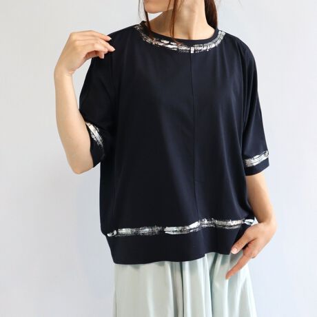 [^:157807]щHȂ򊴂̂ATbƑu₩ȃ^b`̑fނłBTVcɖڂ䂭vgƁA̕ʒng|Cg̈ꖇłB悢TVcȂ̂ŁAChpcō킹ĂȂꊴ̂X^COi摜͌̓Ȃǂɂۂ̐FƈقȂČꍇ܂B