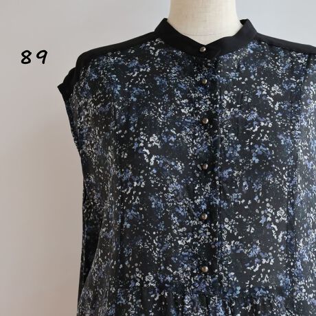 [^:157605]ꖇŎɂȂvgs[XBgh̗J[܂BꖇŃTƒ̂͂AJ[fBKWPbgHDΗlXȃV[Ŋ􂵂܂B̂ƂoɂAT_pvXŏiɁAXj[J[킹ŃJWAɂgꖇłBi摜͌̓Ȃǂɂۂ̐FƈقȂČꍇ܂B