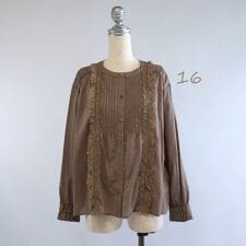 【etre relie】フリンジレースブラウス