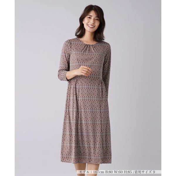 美品 leilian ジオメトリック柄プリント スキッパーフレアワンピース 美品 leilian ジオメトリック柄プリント スキッパーフレア
