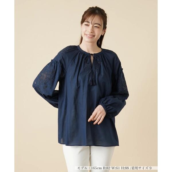 フロント刺繍ブラウス【Leilian WHITE LABEL】 11号 フロント刺繍ブラウス【Leilian WHITE LABEL】 11号