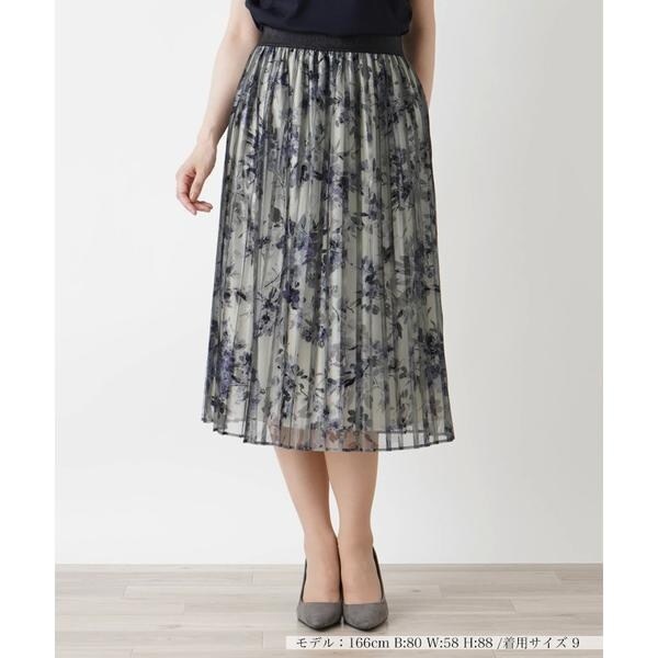 定番人気！ WHITE プリーツスカート【Leilian LABEL】 レリアン(Leilian | スカート