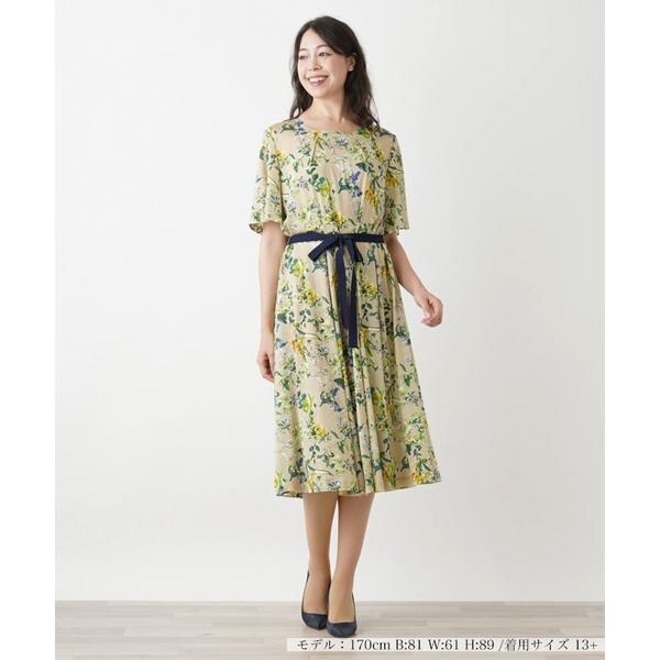 店舗人気】フラワープリント半袖ワンピース【Leilian WHITE LABEL