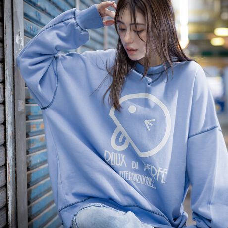 [^:10203203]ROUX DI PERFE INTERNAZIONALEAuhےux[}[NvtgɃvgg[i[oBVvȂVѐSӂLN^[fUCÃX^COɌvX܂BzCg͔FN₩ȃo[vgATbNX͗̊̂tbL[vgdlBJ[ɂĈقȂ鎿y߁AR[fBl[gɉs^܂B悢݂̗уXEFbgfނgpĂA_炩KȒSnŁAH~͂t܂ŒV[Y􂵂Ă閜\ACełBgĥrbOVGbg݌vŁAƂ̂钅Ȃ\BjZbNXdl̂߁Aj킸Lɂ߂łBfjJ[SpcƂ̃Xg[gR[fAXJ[g킹ŃJWA_EAAE^[̃Ci[ƂăC[hȂǁAʂȃX^COy߂܂B[h[uɈꖇ邾ŁAG߂킸􂷂閜\g[i[BROUX DI PERFEȂł͂̃Xg[gƗVѐSAГ̃R[fBl[gɎĂB