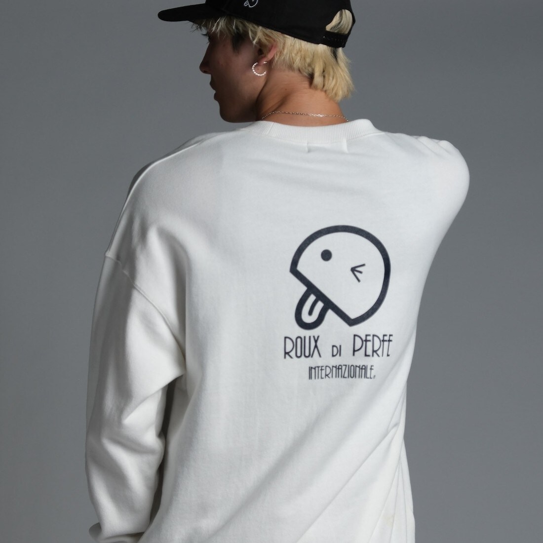 ルゥディパフィーインターナショナル（ROUX DI PERFE INTERNAZIONALE）/【日本製】バックプリントトレーナー 日本製】バックプリントトレーナー | ルゥディパフィー