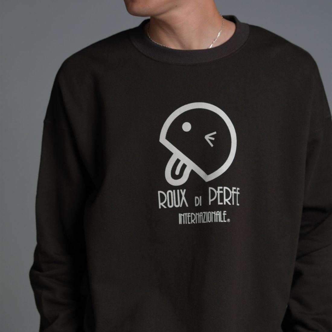 日本製】バックプリントトレーナー | ルゥディパフィー