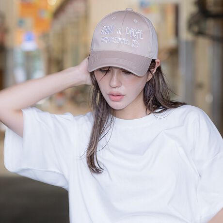 [^:10204101]VvȃShJ|Cg̃IWiLbvB[߂ł΂ANłpĒ܂BROUXDIPERFE INTERNAZIONALEyTCYzF58.2cm-62cmi߉\j[F13cm΁F7.5cmH̊֌WAe̐ӏ(u)葽̌덷ꍇ܂ByfށzȁF35%|GXeF65%yYzxgiyӁzBẽCeBOAɂȂĂ郂j^[Eɂۂ̏iƐFقȂČꍇ܂BiɂĂ͐̐A▀CɂF葼ɐFڂ肷邱Ƃ܂̂ŁAӂB