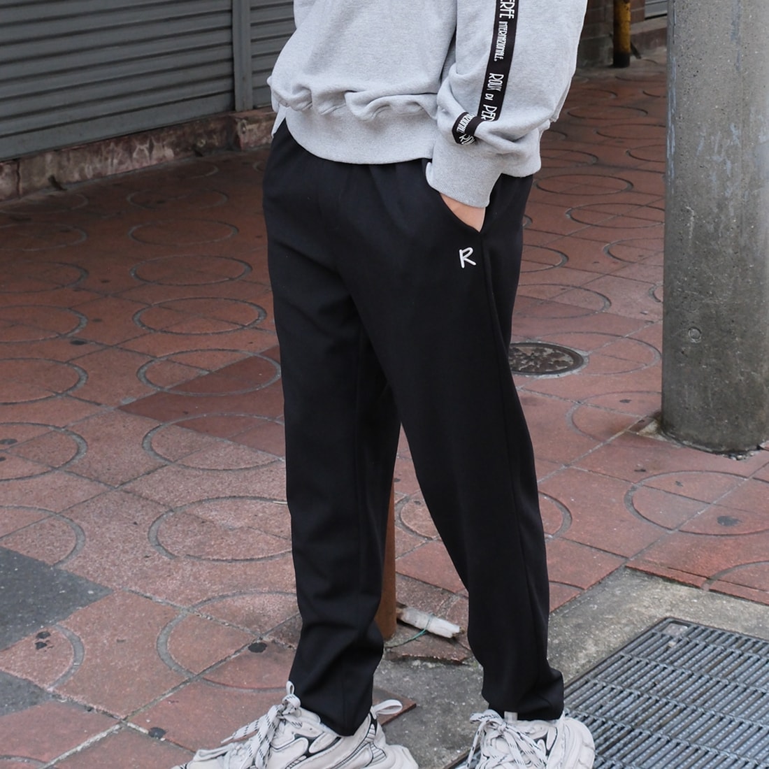 ロゴ刺繍 ダンボールニットパンツ | ルゥディパフィー