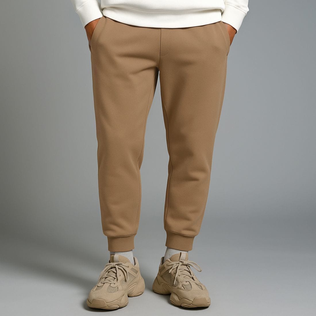 ジャージ素材テーパードパンツ