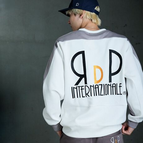 [^:12203201]{̐V_{[jbgngpĂׁAő݊̂ɁAقǌyB́gV_{[fށh̃|eVɁADfBptB[͒SñAbvf[g܂BXg[g̃bNXۂȂAƃAEghA̓𗼗B̂߂ɁA\ƔzFŁu؂ւvfUC̒SɐꖇłBoIANZgƒp̌yB̗ɗオoXǋĂ܂BZbgAbvłP̂łAAE^[̉łȂBǴgx[XACehƂčłgʒuẪg[i[łBjfgF178cm/LTCYpyiԁz12203201yTCYz[MTCY]F71.5cmoXgF116cm䂫F86.5cm[LTCY]F73.5cmoXgF122cm䂫F88.5cm[LLTCY]F74.5cmoXgF125cm䂫F90cmH̊֌WAe̐ӏ(u)葽̌덷ꍇ܂Byfށz[{́EzF][F39|GXeF57|E^F4LkF₠聟nFȂFȂyYzyӁzBẽCeBOAɂȂĂ郂j^[Eɂۂ̏iƐFقȂČꍇ܂BiɂĂ͐̐A▀CɂF葼ɐFڂ肷邱Ƃ܂̂ŁAӂB