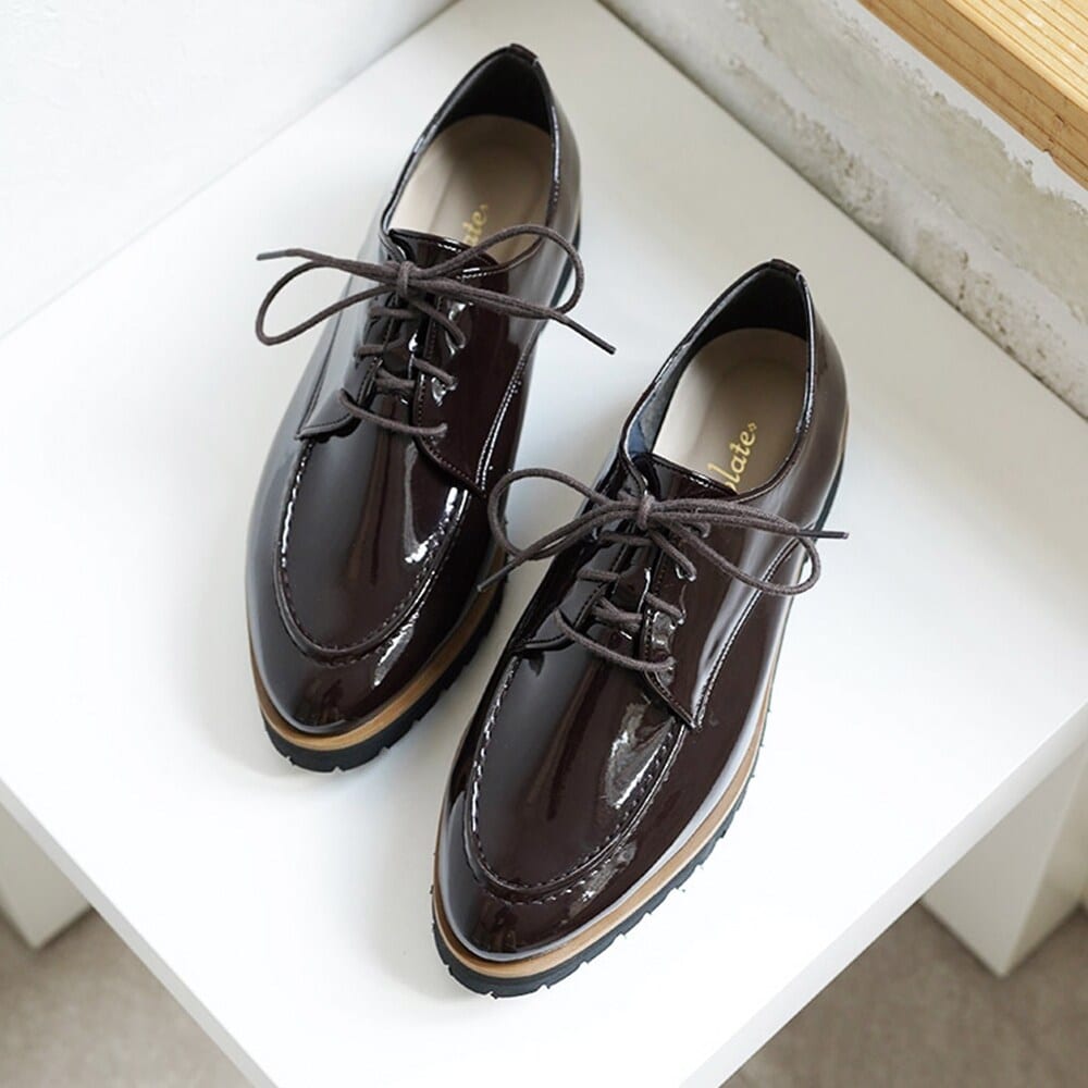 ◆BLUE LABEL CRESTBRIDGEエ◆エナメルレースアップシューズ BLUE LABEL CRESTBRIDGE 黒 レースアップスニーカー - メルカリ