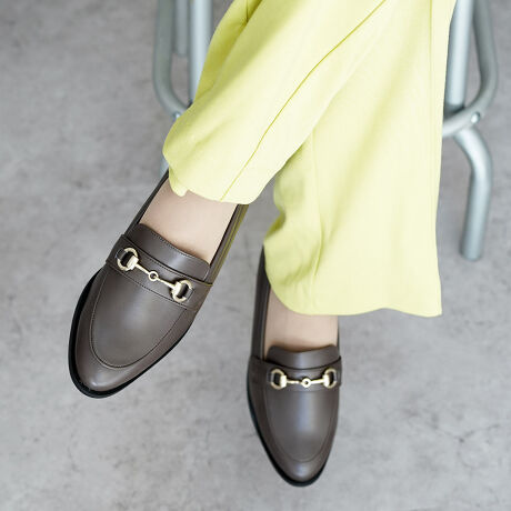 [^:2974]----------------------------------------ǐɁu-Rv̂J[́AJpdlɃj[ÂłB----------------------------------------lC̖،^ō쐬rbg[t@[łB{̑fނ݂̂gp_炩[t@[łBX[XfނgpANVJȕ͋CɎdグ܂BEfޓ{̏_炩ȑfނgĂ̂ŁAݍޗlȗDSnłBEnEނ̓oCICi[Ƃ@\fނ̗pĂ܂BRہAیʂ̂\tgȑfނłBE~ۋ@\ȑfނ̗pĂ܂Bfނ͂肵ĂA悭A4mm̒ᔽNbVĂ̂ŁAԕĂ܂BEq[芴Q2cmq[̗pĂ܂BƂoɂA}}̕iɂAʋ΁AʊwAsɂIXẌꑫłB***************************************TCYi23.5`24cm̃X^btƂA23.5cmł҂TCYłBʂ̃TCYIтŖȂƎv܂Byq[z2.0cmyCYzTCY23.5cm@/ 24.5cmyd(Б)z233g(TCY24cm)yîm点z̏i2024N107牿i{Ă܂B͂鏤iɂĂ^Oȉꍇ܂ݕ\ĂTCg\i̔iłB\߂܂悤A肢\グ܂B