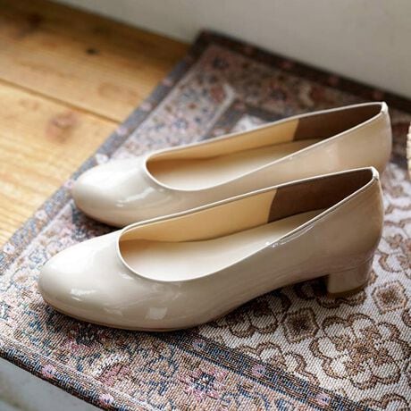 [^:306]y25tĐV 24SSVzEfޓ{̏_炩ŏ㎿ȑfނ̗p܂BhH{Ă̂ŁACV[YƂĂ߂łByA̗ǂɂSn̂1łBE\[͋ȐƃObvɗDꂽ̗pĂ܂B،^͕Lɐ݌vĂ̂ŕL̕ɂΉo܂BE~(ᔽ{C\[)ɗD2wg̑@\NbVᔽNbV̌`ɍ킹ăNbVݑւ̕SyĂ܂BNbVs̈͂ƋzsT|[gĂ܂BEq[芴̂3cmq[gp܂BɂAN`łB***************************************TCYi24.5cm̃X^btƂA24.5cmł҂łBʂ̃TCYIтOKłByq[z3.5cmyb()zTCY23cm@/ 14.5cmyd(Б)z179g(TCY23cmŌv)E^Al܂̂ŁA܂łQlxɂl܂BƖ̊֌Wp\RȂǂ̊ɂA኱iƉ摜̃J[قȂꍇ܂B\߂܂B