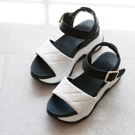 [^:10502]NbV̂ӂxggp\tgȃX|[cT_łBb̃xgɂ̓NbVĂAɏiȃLeBÕXeb`Ă܂B̃xĝƂɂ̓NbṼpbgtĂAƂCɂȂ鎖͂܂BlbNxg̃obN̓ɂ̓StĂAxgOĒȂĂ̂܂ܒEo܂BEfރ\tgȍvgp܂BE\[ȐɗDꂽE^fނ̃\[̗p܂B{[ȐIȃtH͂łBEq[{[̂7.5cmq[gp܂B芴ɂAN`łB***************************************TCYi24.5cm̃X^btƂALł҂łB̃TCYIтOKłB@S F22-22.5cm@M F23-23.5cm@@L F24-24.5cm@@LL F25-25.5cmyq[z7.5cmyXg[z5.0cmyb()zMTCY@/ 17.5cmyd(Б)z319g(MTCYŌv)E^Al܂̂ŁA܂łQlxɂl܂BƖ̊֌Wp\RȂǂ̊ɂA኱iƉ摜̃J[قȂꍇ܂B\߂܂Bv`vCX / v`v / x[VbN / LC / lJWA / X|T / _炩 / y